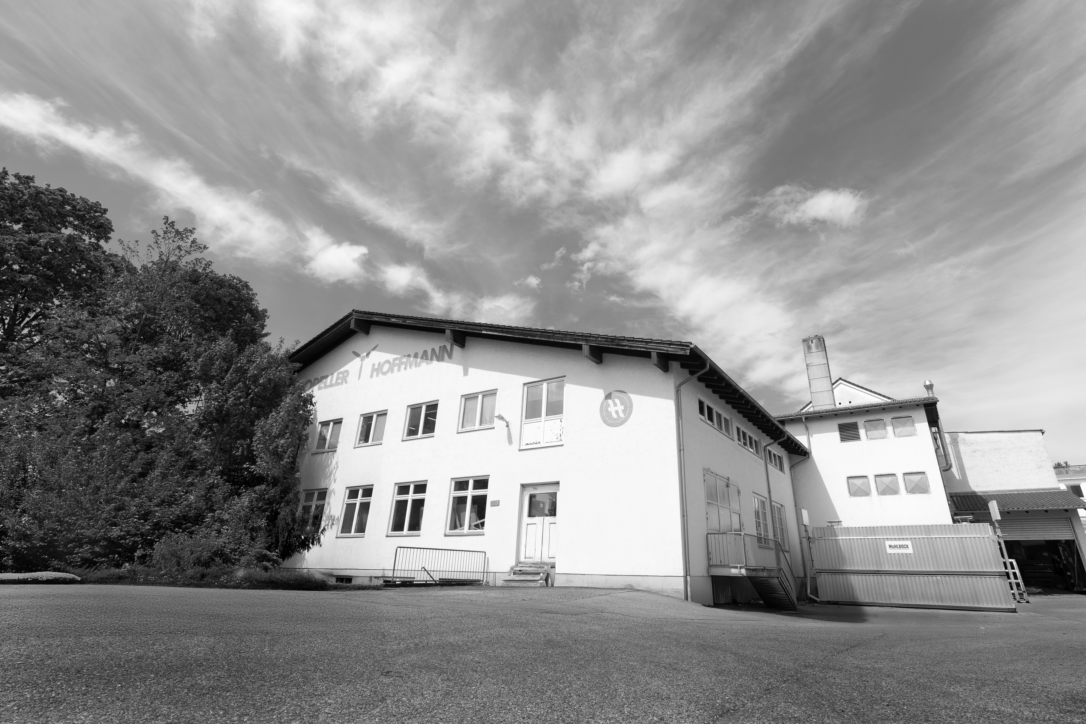 Hoffmann Propeller Building  History