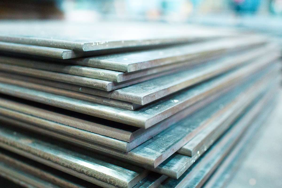 Rosenxt - Flat materials are tested for deformation or cracks