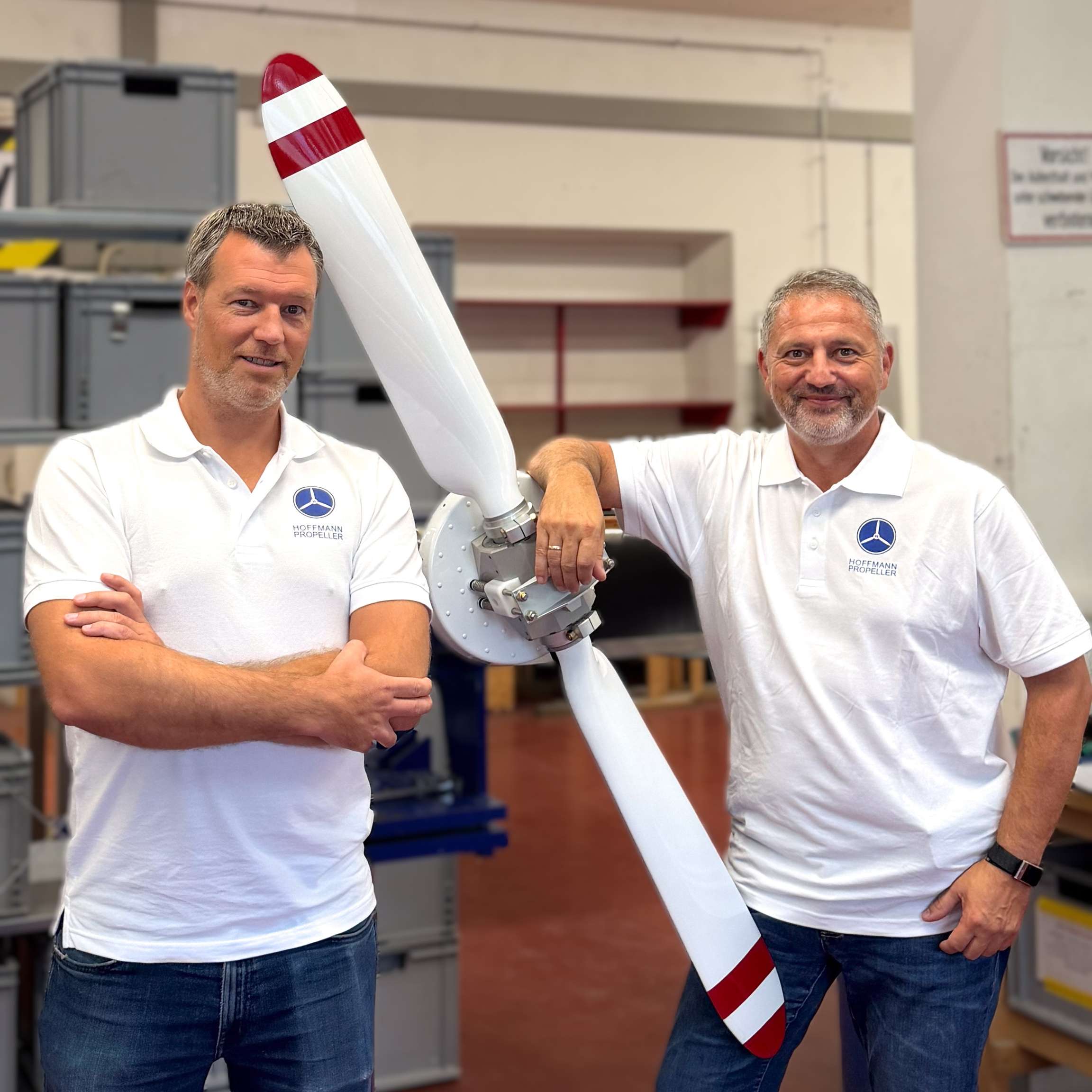 Hoffmann Propeller Managing Director Mark Härtenberger with propeller